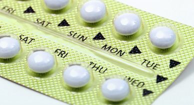 Yaz vs. Yasmin: Uses, Side Effects and Warnings