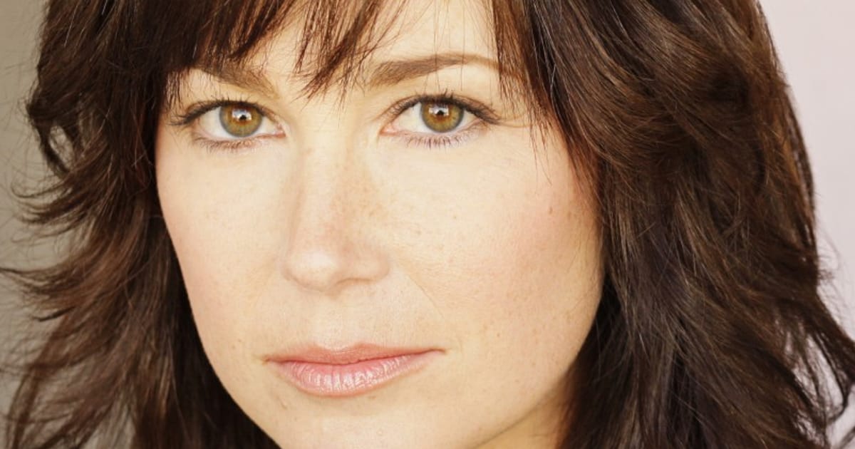 Kim Rhodes Rankings And Opinions